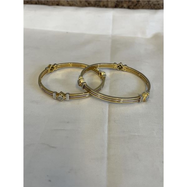 PAIR OF 2 TONE GOLD/ SILVER W/ STONES BANGLES, MATCHING, UNMARKED