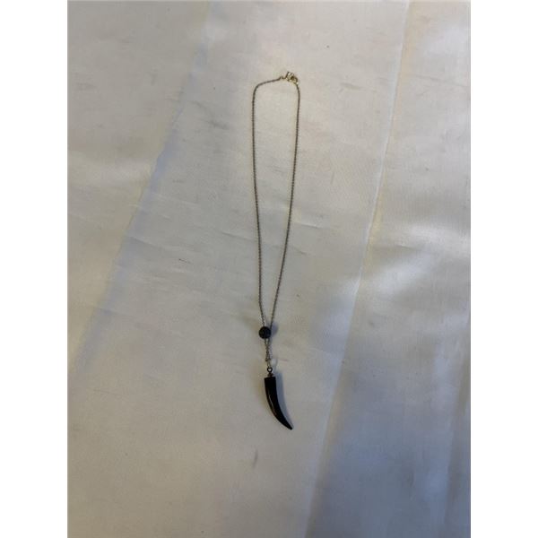 VINTAGE GOLD CHAIN W/ NATURAL BLACK CORAL AND LAVA BEAD NECKLACE MARKED 1/20 14K GF