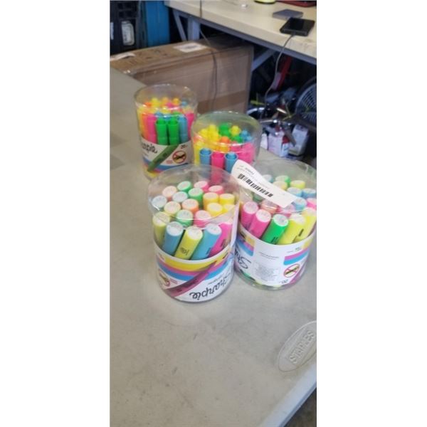 AS NEW 4 PACKS OF SHARPIES HIGHLIGHTERS