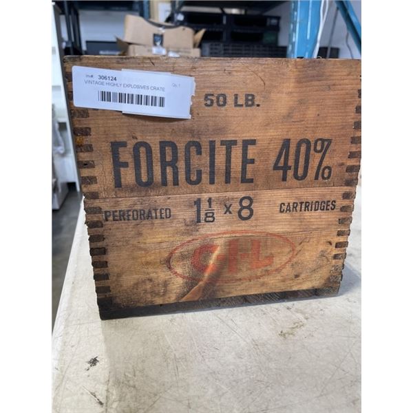 VINTAGE HIGHLY EXPLOSIVES CRATE