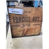 Image 1 : VINTAGE HIGHLY EXPLOSIVES CRATE