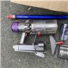 Image 2 : DYSON V11 ABSOLUTE CORDLESS VACUUM WITH CHARGER, DOCK AND ACCESSORIES WORKING RETAIL $800