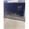 Image 3 : THREE STORE RETURN MICROWAVES