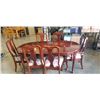 Image 1 : MAHOGANY QUEEN ANNE TABLE WITH EXTENSION LEAF AND 6 CHAIRS