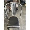 Image 4 : SET OF 6 METAL BAR STOOLS