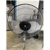 Image 4 : WEATHERWORKS FLOOR FAN