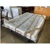 Image 1 : QUEENSIZE BOXSPRING