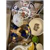 Image 2 : TRAY OF ANTIQUE COLLECTIBLES AND CHINA