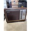Image 4 : 2 VINTAGE SONY RADIOS