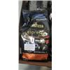 Image 2 : 4 NEW BAGS OF LAVAZZA WHOLE BEAN ESPRESSO GRAN CREMA MDIUM ROAST COFFEE, 1KG EACH 02-28-2026 EXP