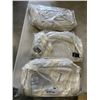 Image 1 : 3 NEW WHITE LIGHT WEIGHT SCHOOL BACK PACKS