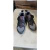 Image 2 : ASSORTED MENS SIZE 9 SHOES AND SANDALS INCLUDING OAKLEY, OLUKAI, TOMS, NIKE ETC AND FURBO MINI 360 C