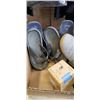 Image 3 : ASSORTED MENS SIZE 9 SHOES AND SANDALS INCLUDING OAKLEY, OLUKAI, TOMS, NIKE ETC AND FURBO MINI 360 C