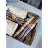 Image 5 : 2 TRAYS OF ASSORTED CANDLES