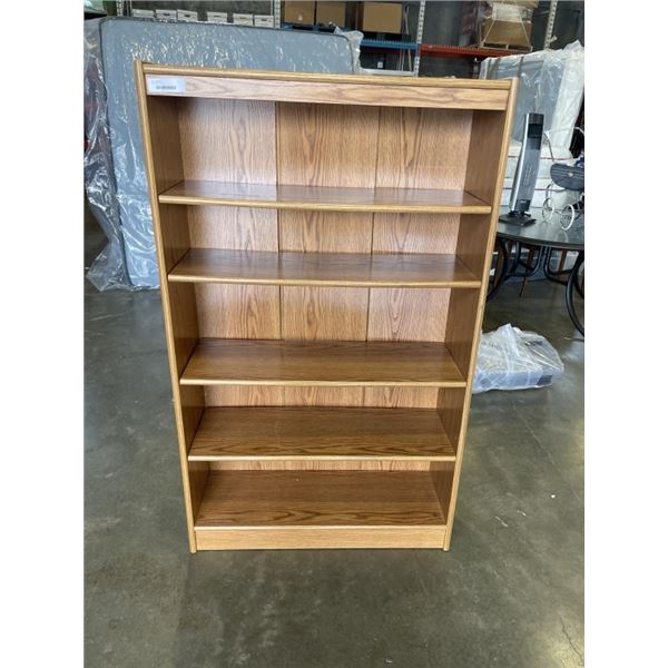 OAK BOOKSHELF