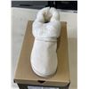 Image 1 : NEW OLUKAI KU'I  PUKA / PUKA SIZE WOMENS 10