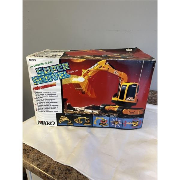 NIKKO SUPER SHOVEL RADIO CONTROL W/ BOX