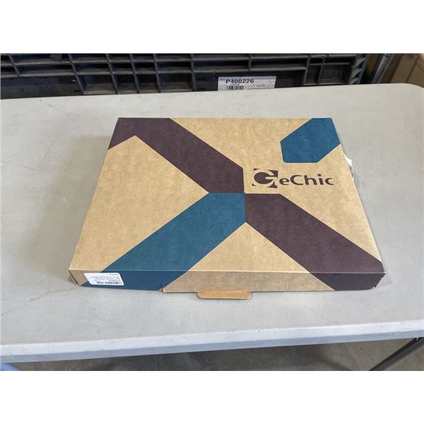 AS NEW GECHIC M152H 15.6 PORTABLE MONITOR