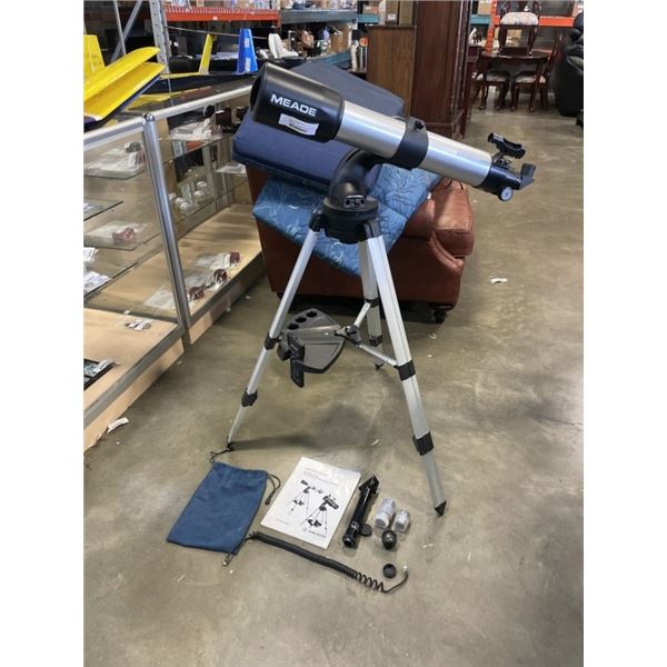 MEADE TELESCOPE ON STAND, WORKING, BATTERY REQUIRED
