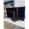 Image 1 : 40" SAMSUNG TV WITH REMOTE MODEL UN40D5003BF. WORKING