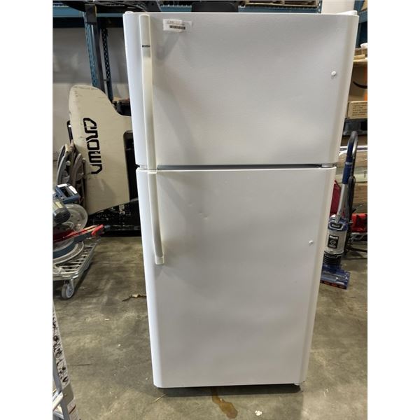 KENMORE WHITE FRIDGE / FREEZER WORKING