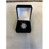 Image 2 : 1.00 CT GRA CERTIFIED ROUND BRILLIANT CUT MOISSANITE STONE VVS D COLOR WITH 39 ROUND BRILLIANT CUT C