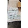 Image 2 : CASE OF 8 BOXES OF SHOWER CADDYS 5 CADDYS PER BOX VARIUOS COLORS