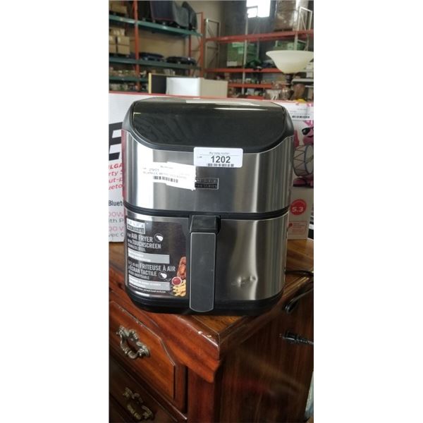AS NEW BELLAPRO 5.7L  AIR FRYER - TESTED WORKING, RETAIL $219