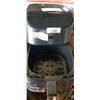 Image 3 : AS NEW BELLAPRO 5.7L  AIR FRYER - TESTED WORKING, RETAIL $219