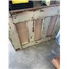 Image 5 : VINTAGE 3 PANE MIRROR W/ SHELF