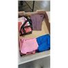 Image 2 : 2 PAIRS WOMANS PANTS, 3 WOMANS TOP AND A PAIR OF SHORTS