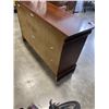 Image 4 : LEXINGTON SOLID WOOD 8 DRAWER DRESSER
