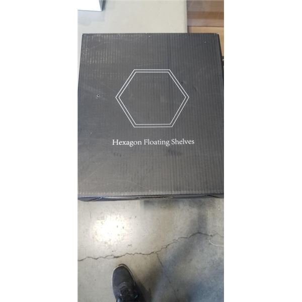 NEW 5PC HEXAGONAL FLOATING SHELF SET