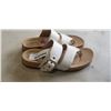 Image 2 : AS NEW CLARKS COLLECTION 8 1/2 SANDLES
