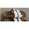 Image 3 : AS NEW CLARKS COLLECTION 8 1/2 SANDLES