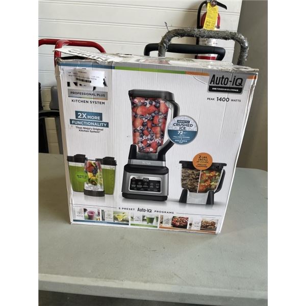 NINJA PROFESSIONAL PLUS KITCHEN SYSTEM WITH AUTO-IQ, 1400W, 72 OZ CAPACITY - TESTED WORKING, RETAIL 
