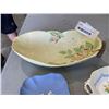Image 5 : CARLTON WARE, WEDGEWOOD AND ROYAL ALBERT ANTIQUE CHINA SERING ITEMS