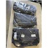 Image 1 : 3 NEW BLACK LIGHT WEIGHT SCHOOL BACK PACKS