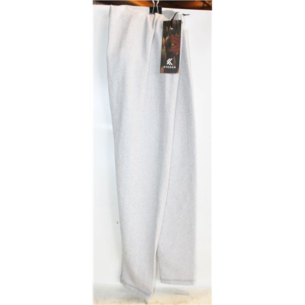 NEW WITH TAGS GREY HERRINGBONE LADIES