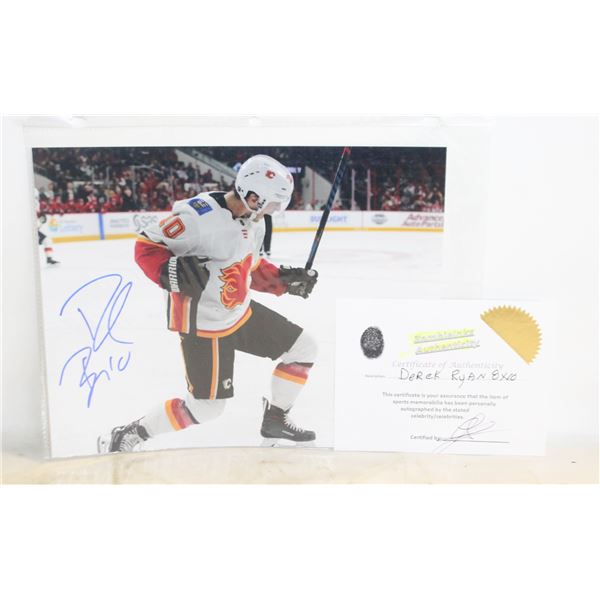 DEREK RYAN SIGNED PICTURE 8" X 10"