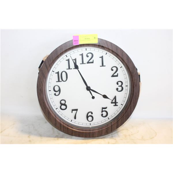 ROPE HANGING CLOCK