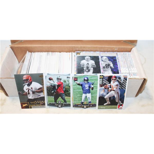 ESTATE FOOTBALL CARD COLLECTION LONG BOX