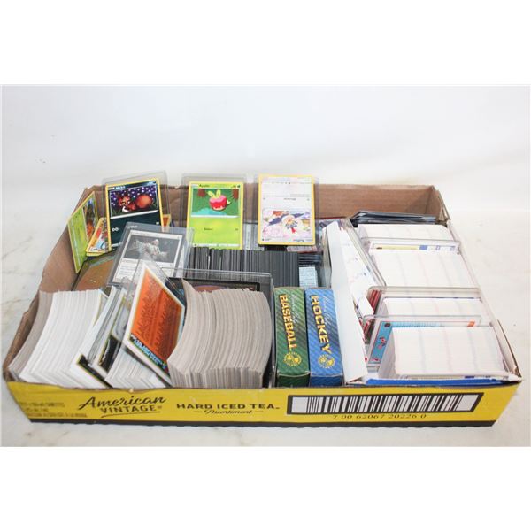 BOX ESTATE COLLECTOR CARDS