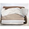 Image 1 : BOX OF FABRIC MATERIAL