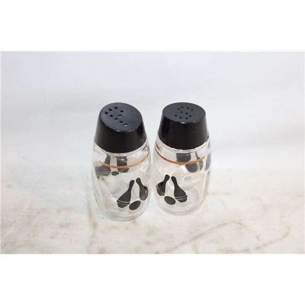 VINTAGE GLASS BOWLING SALT & PEPPER- NEW OLD