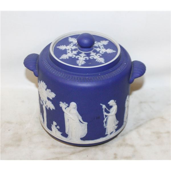 VINTAGE WEDGWOOD JASPERWARE BISCUIT JAR W/LID