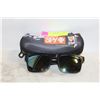 Image 1 : SPY HELM BLOCK SUNGLASSES & CASE