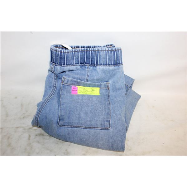 BUFFALO PULL ON PANTS JEAN BLUE SIZE MEDIUM