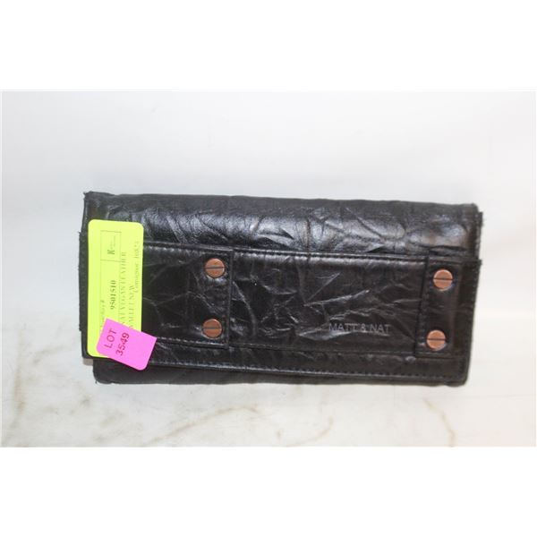 MATT & NAT VEGAN LEATHER BLACK WALLET NEW