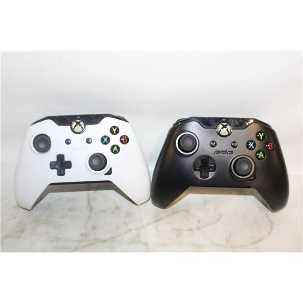 XBOX WIRELESS CONTROLLERS X2